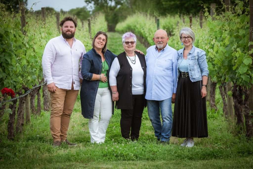 Mattia Zordan, Elena Zordan, Raffaella Molinari, Luciano Zordan, Elisa Zordan - fonte EffeVi PR & Press Office