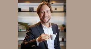 Andrej Godina Caffesperto, Dottore di Ricerca in Scienza, Tecnologia ed Economia nell