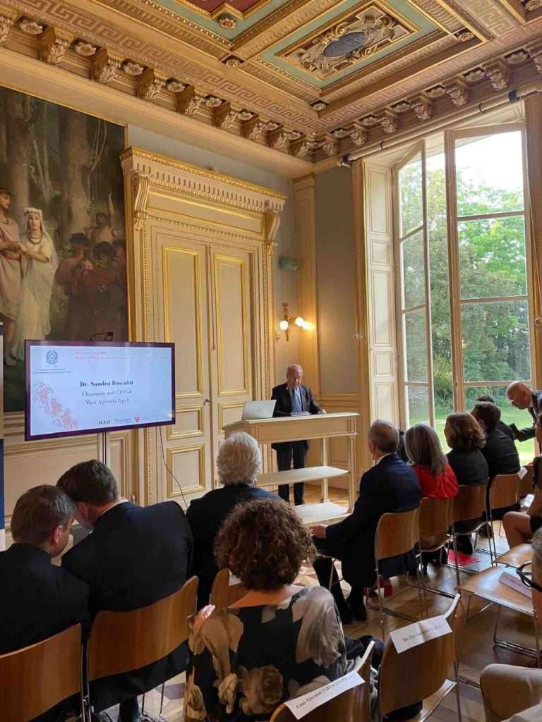 Rappresentanza italiana a Parigi celebra i 100 anni dell’organizzazione internazionale della vigna e del vino - fonte ufficio stampa Close to Media