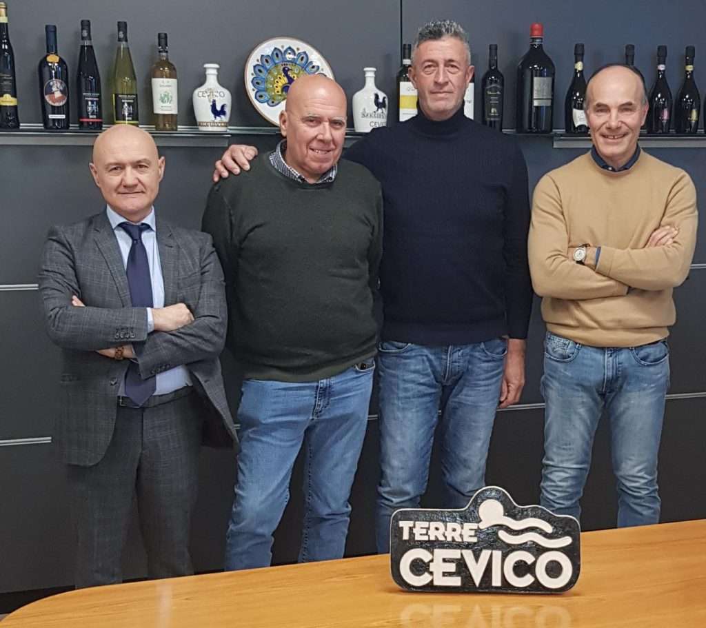 fonte ufficio stampa - da sx: Mirco Bagnari Legacoop Romagna, Lino Bacchilega Vice Presidente Terre Cevico, Franco Donati neo Presidente Terre Cevico, Marco Nannetti Consigliere Tecnico